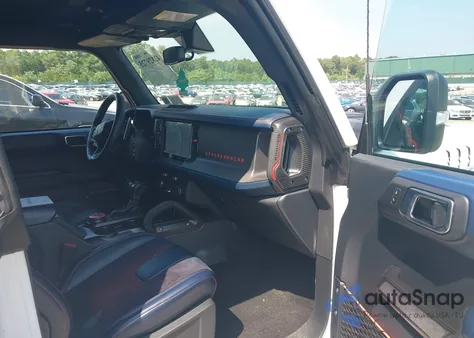 2023 Ford Bronco Raptor z USA, uszkodzony, nr VIN 1FMEE5JR4PLB90861